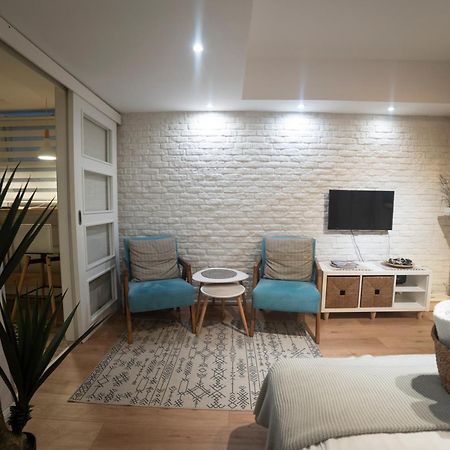 Appartamento Cozy Haven Belgrado Esterno foto